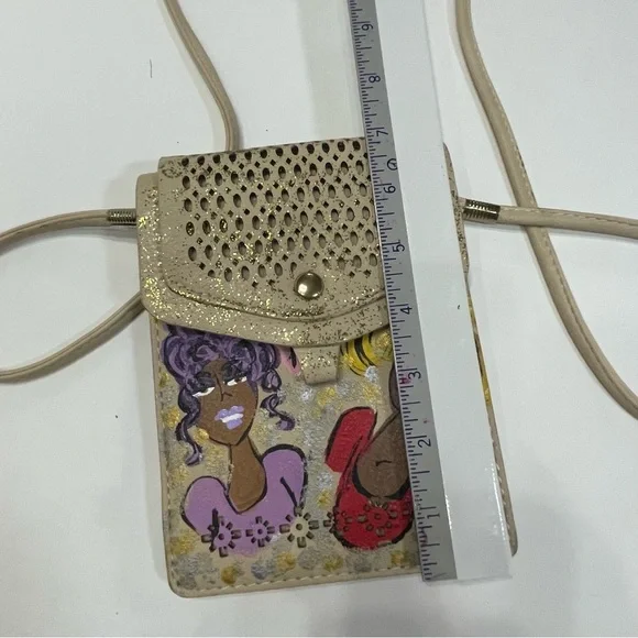 Handpainted Crossbody Bag with Artistic Design. Women Power. Signed. Rare - Picture 6 of 7